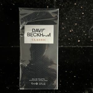 David Beckham Classic 90ml EDT- box slightly dented